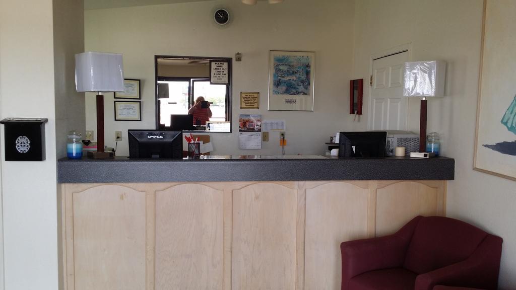 Greentree Of Holbrook, Az 2*